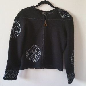 CoVelo Wool & Embroidery Jacket  *